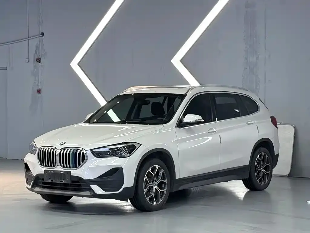 BMW X1 2021 из CN, фото 1