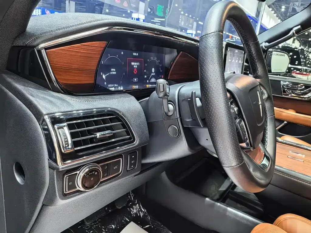 Lincoln Navigator 2022 из CN, фото 10