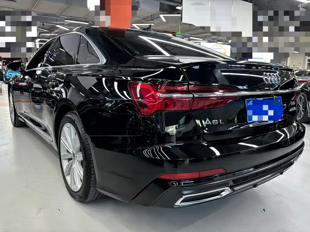 Audi A6L 2021 из CN, фото 2