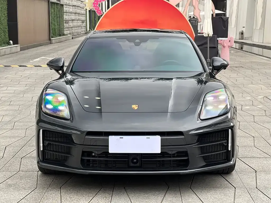 Porsche Panamera 2025 из CN, фото 4