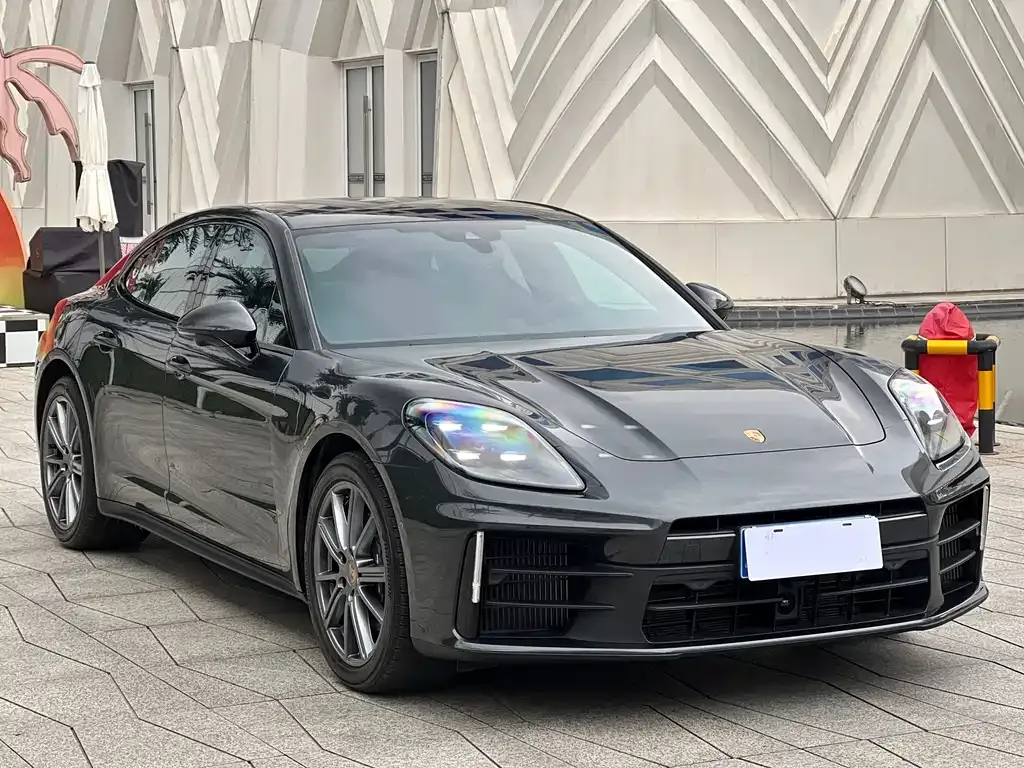 Porsche Panamera 2025 из CN, фото 6