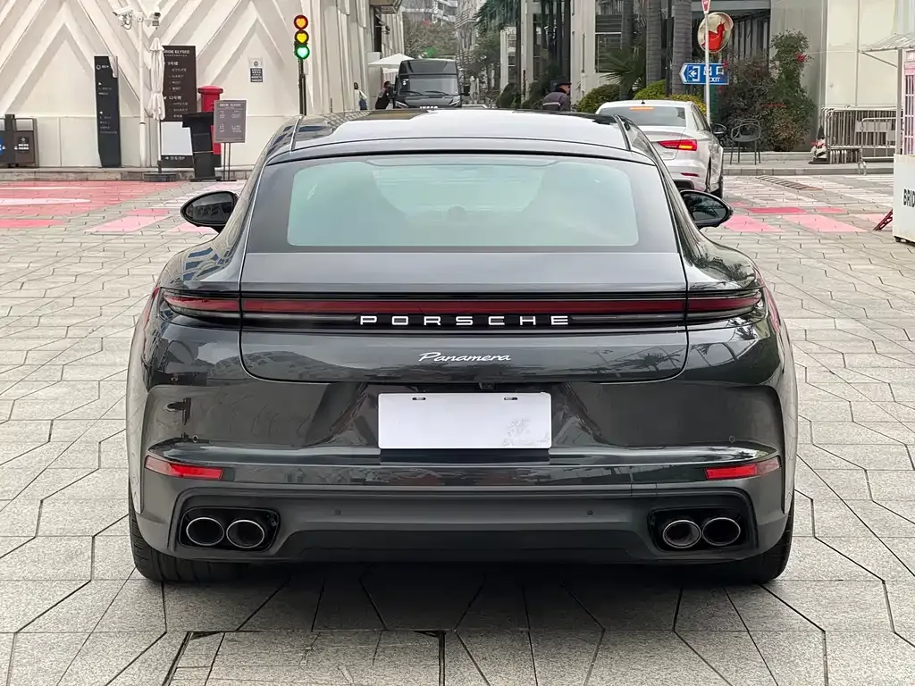 Porsche Panamera 2025 из CN, фото 5