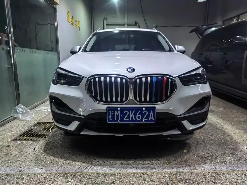 BMW X1 2022 из CN, фото 3
