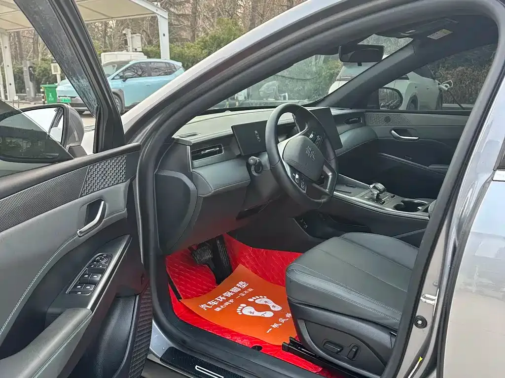 BYD Qin PLUS 2025 из CN, фото 3