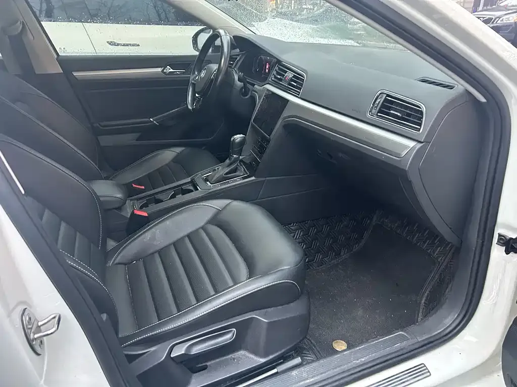 Volkswagen Lamando 2021 из CN, фото 7