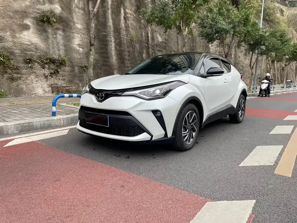 Toyota C-HR 2023 из CN, фото 1