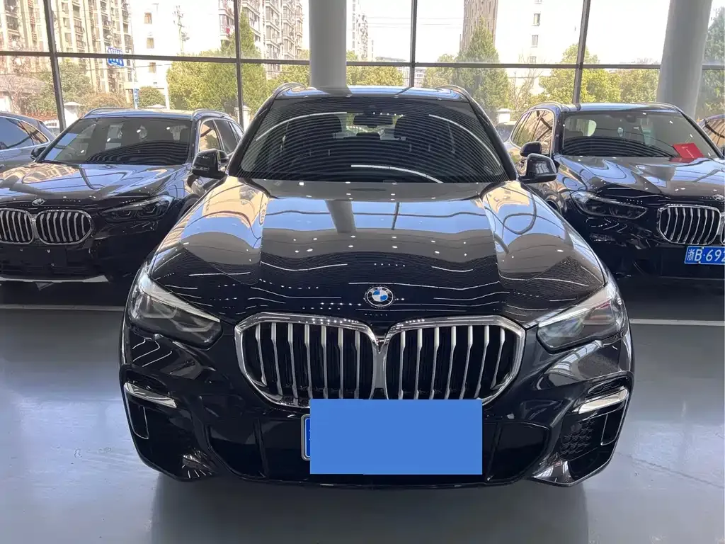 BMW X5 — фото 2