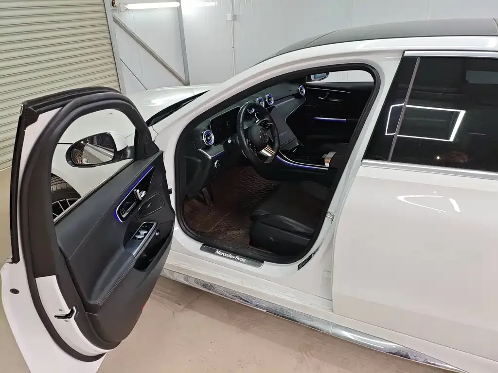 Mercedes-Benz C-Class 2024 из CN, фото 2