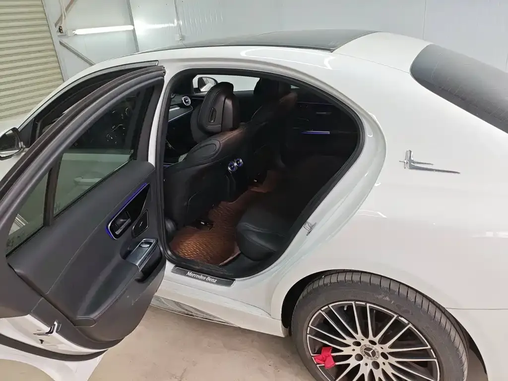 Mercedes-Benz C-Class 2024 из CN, фото 3