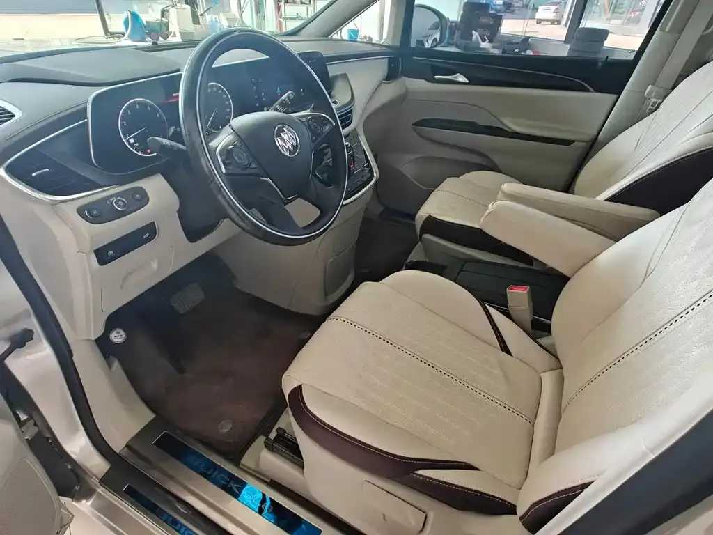 Buick GL8 2023 из CN, фото 10
