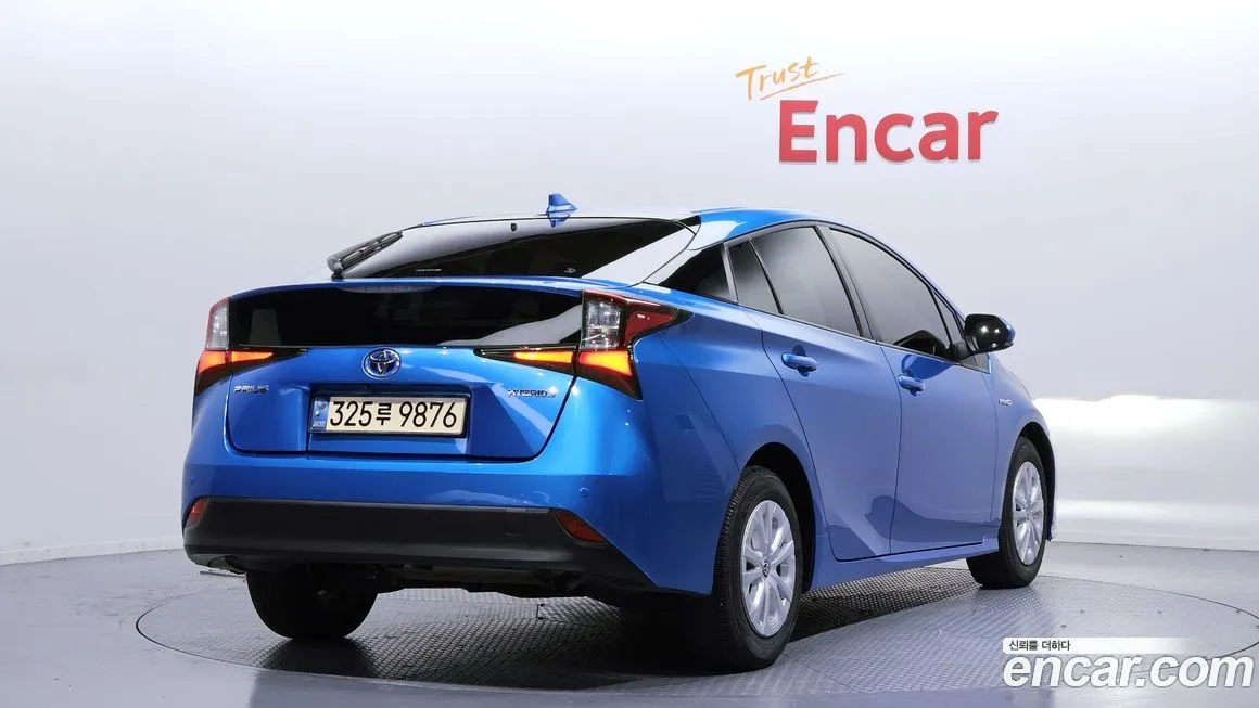 Toyota Prius 2021 из KR, фото 5