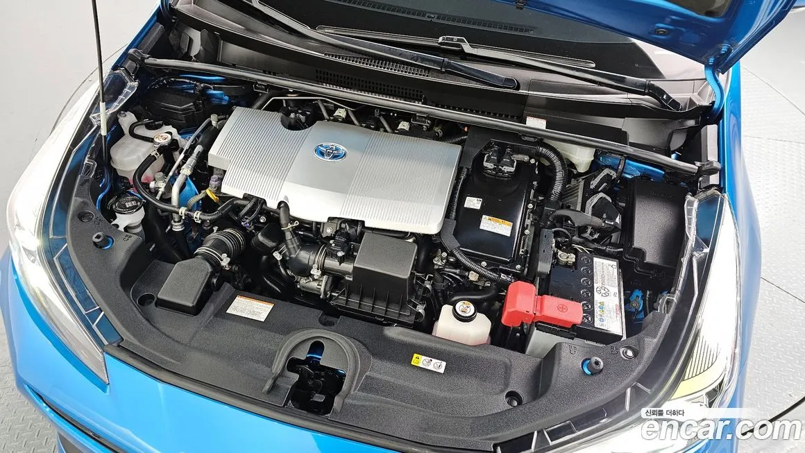 Toyota Prius 2021 из KR, фото 10