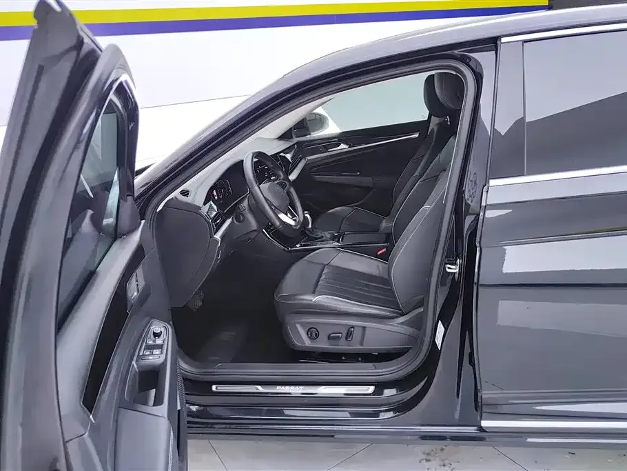 Volkswagen Passat — фото 9