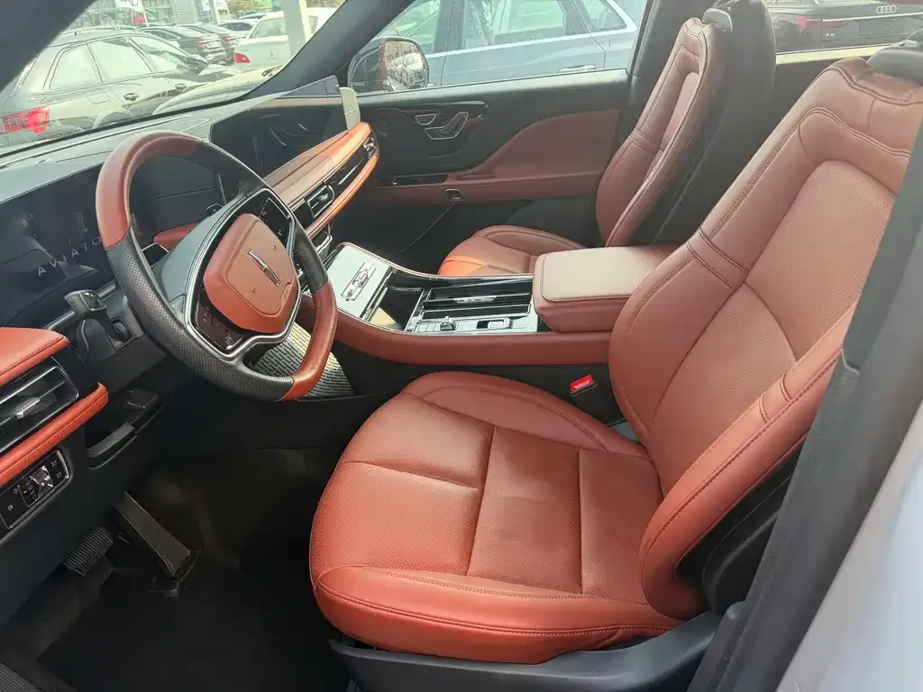 Lincoln Aviator 2025 из CN, фото 3