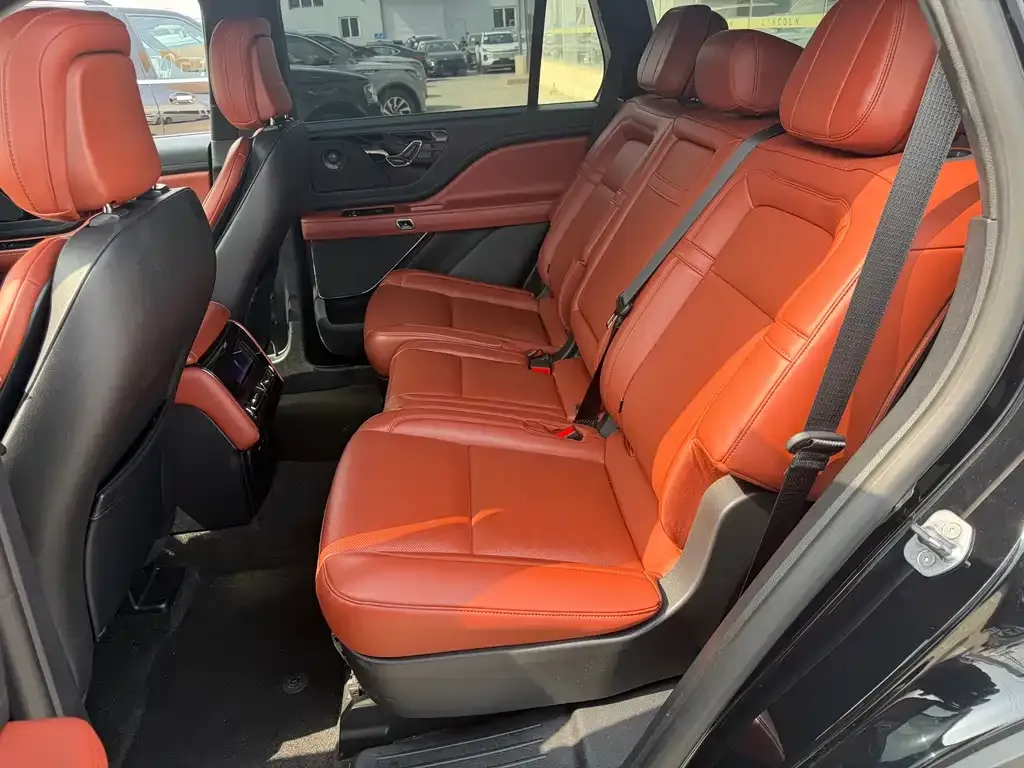 Lincoln Aviator 2025 из CN, фото 4