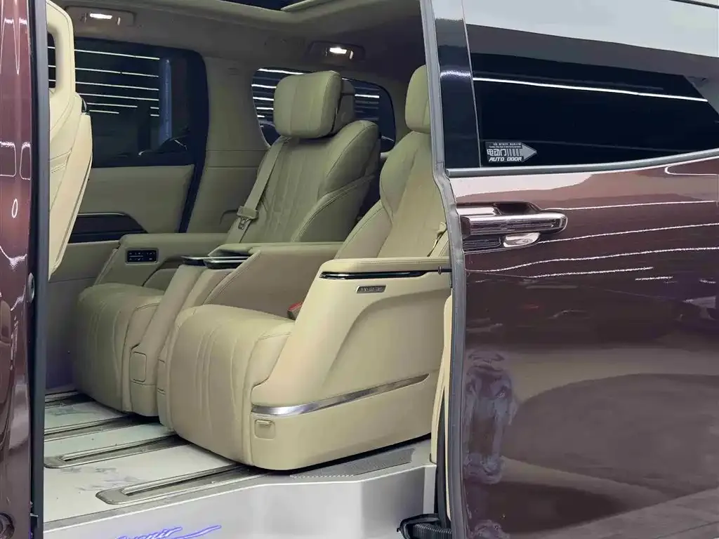 Buick Century 2023 из CN, фото 6
