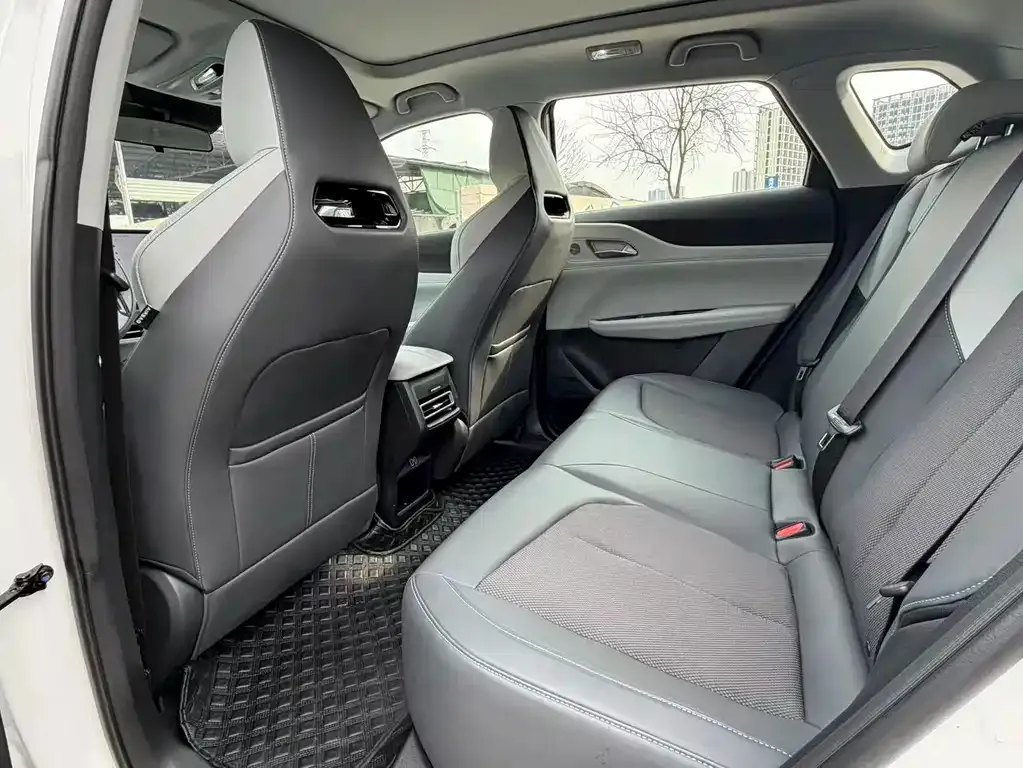 Changan UNI-Z 2024 из CN, фото 8