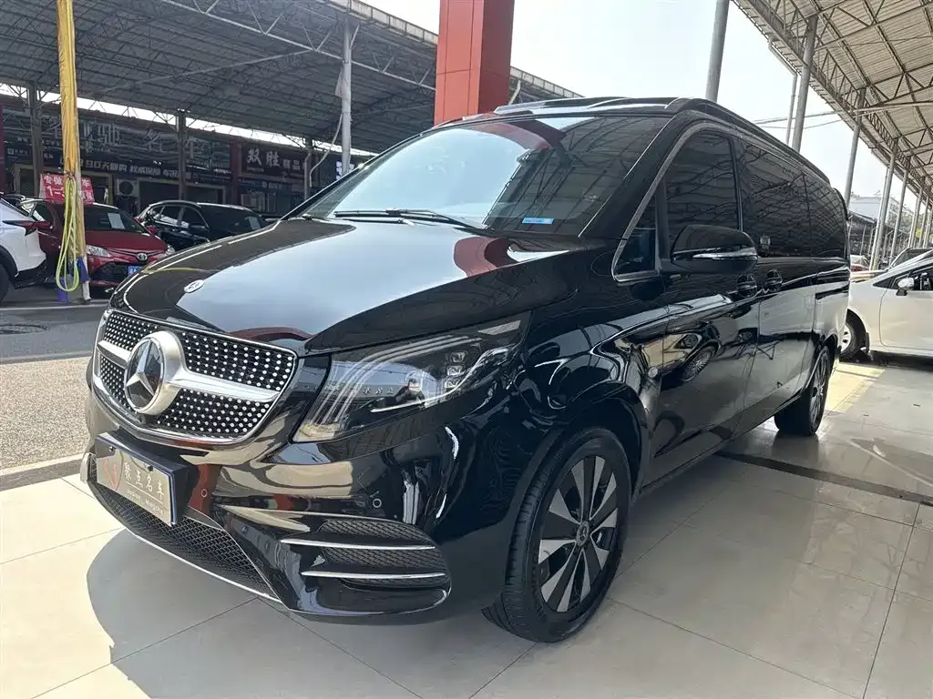 Mercedes-Benz Vito — фото 1