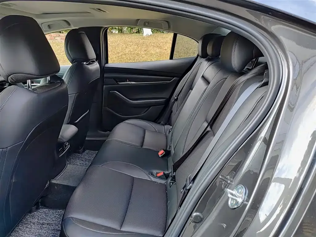 Mazda 3 Axela 2022 из CN, фото 8