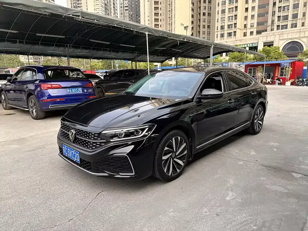 Volkswagen Passat — фото 7