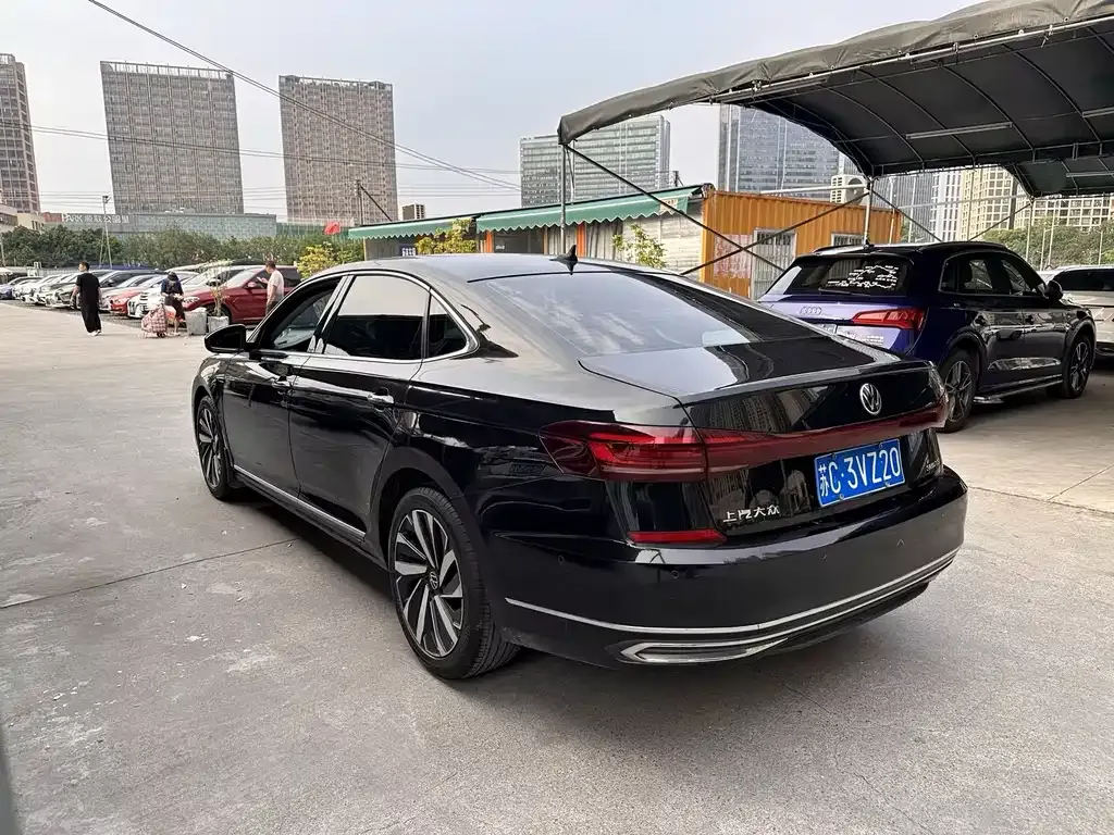 Volkswagen Passat — фото 3