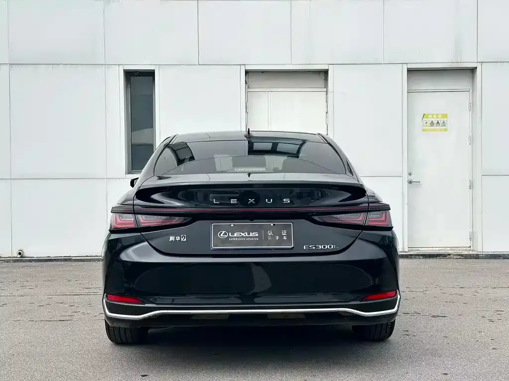 Lexus ES 2025 из CN, фото 5