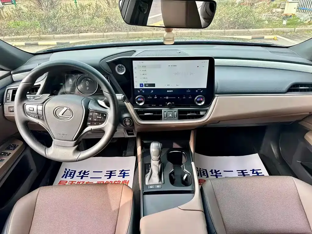 Lexus ES 2025 из CN, фото 4