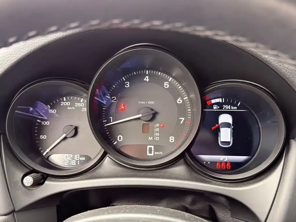 Porsche Macan 2023 из CN, фото 4