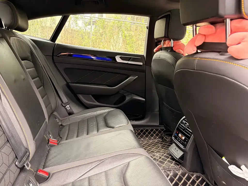 Volkswagen CC 2022 из CN, фото 2