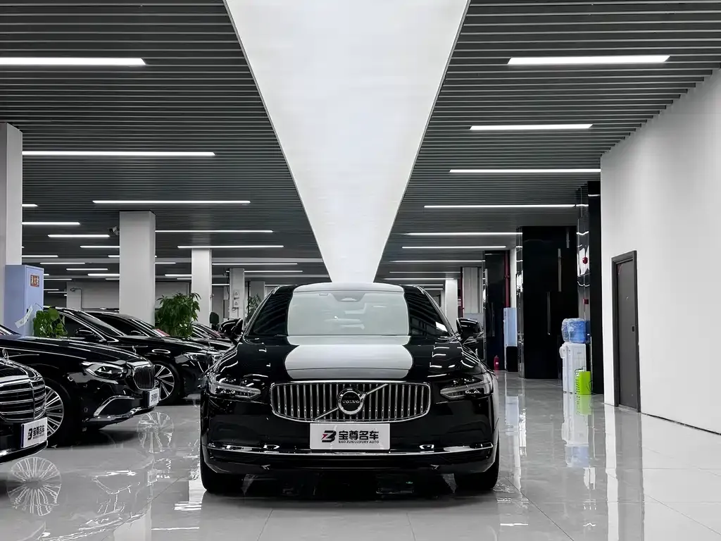 Volvo S90 2023 из CN, фото 7