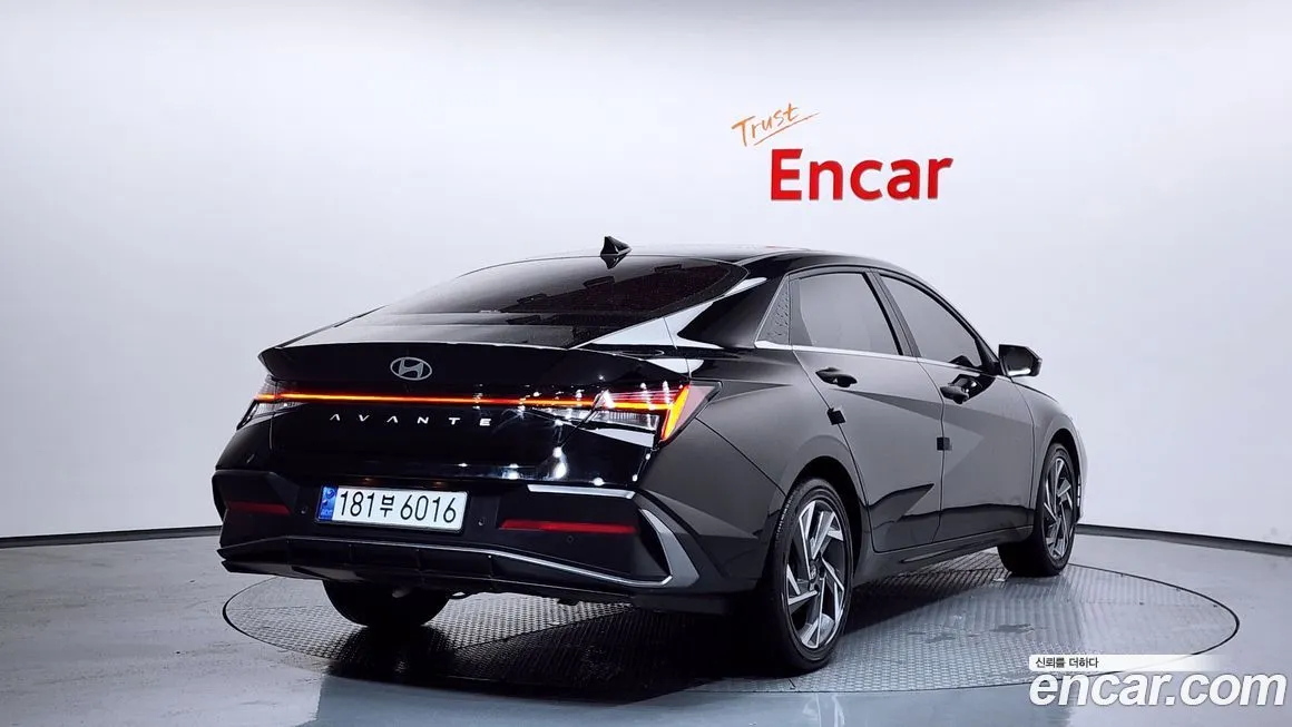 Hyundai AVANTE — фото 2