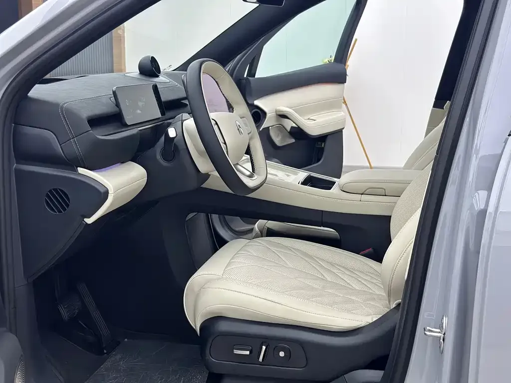 NIO EC6 2025 из CN, фото 8