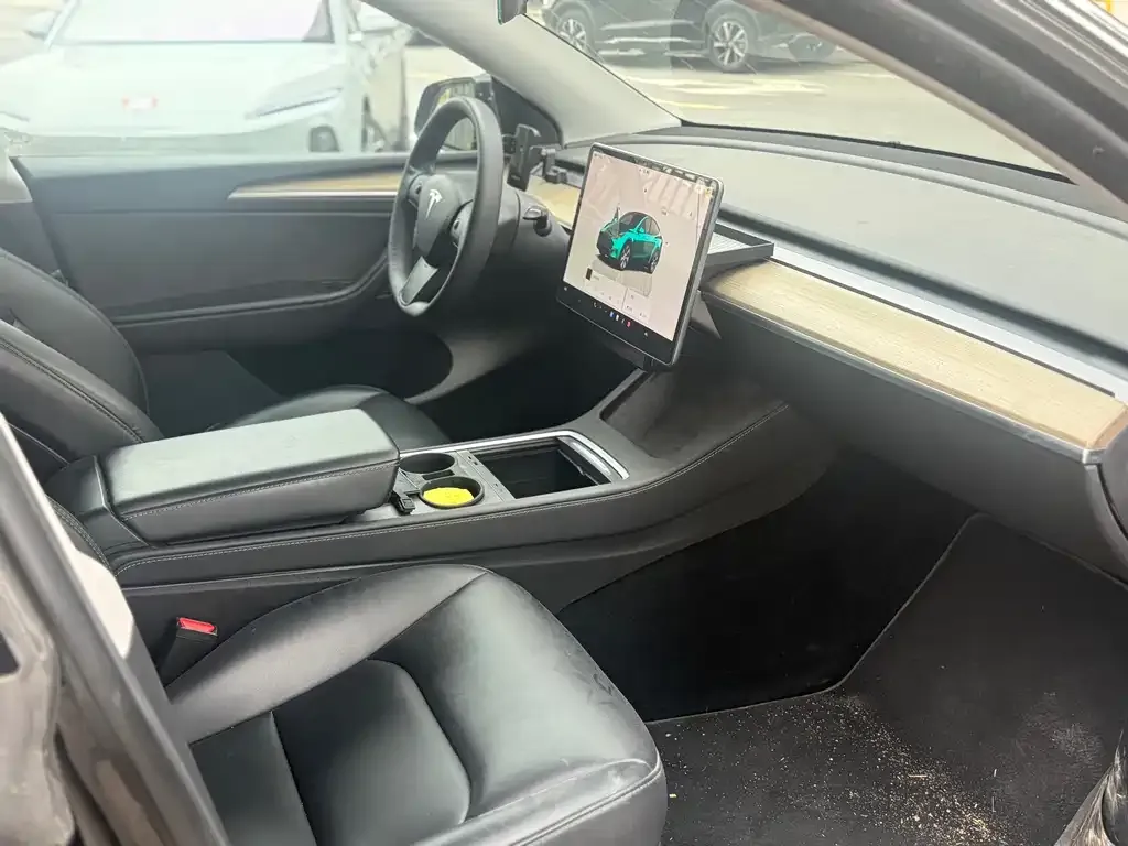 Tesla Model Y 2022 из CN, фото 10