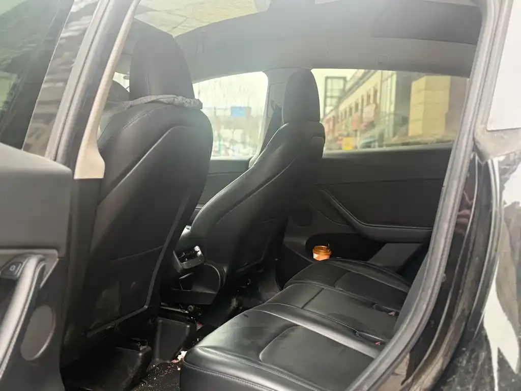 Tesla Model Y 2022 из CN, фото 2