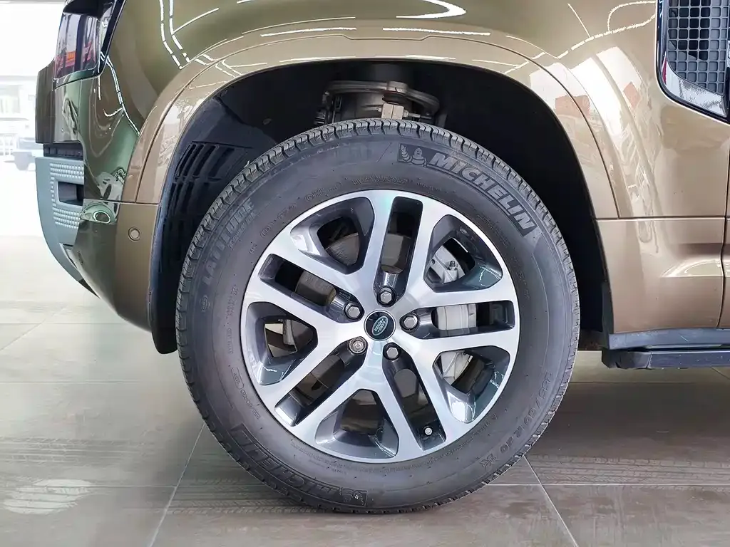 Land Rover Defender 2023 из CN, фото 4