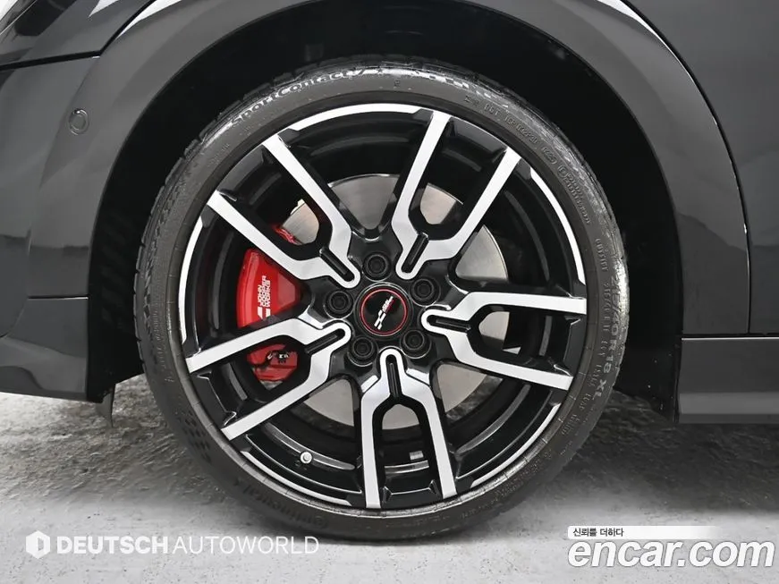 Mini Cooper Convertible 2025 из KR, фото 10