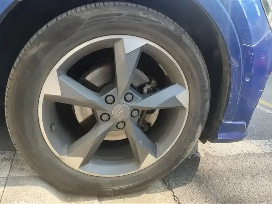 Audi Q3 2021 из CN, фото 2