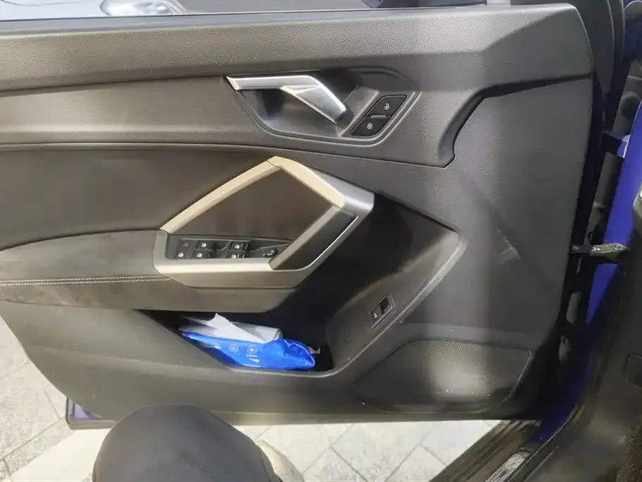 Audi Q3 2021 из CN, фото 5