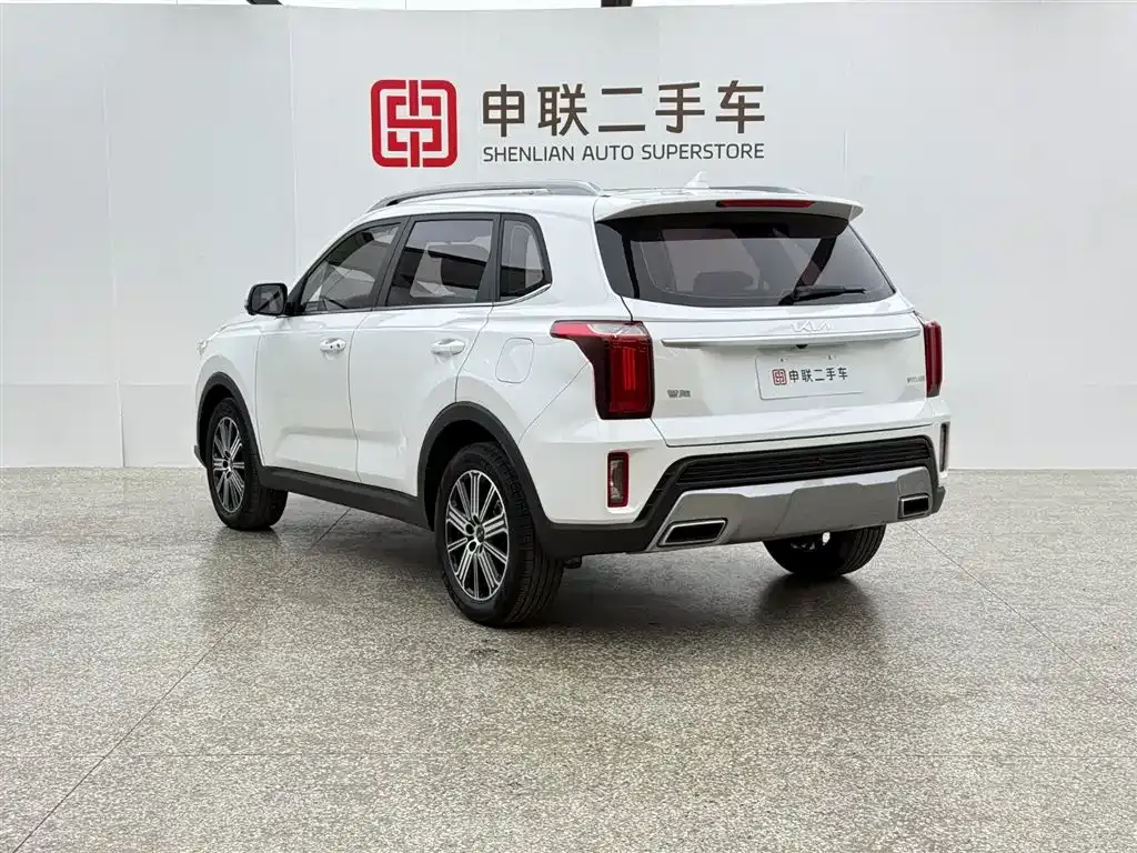 Kia Sportage — фото 9