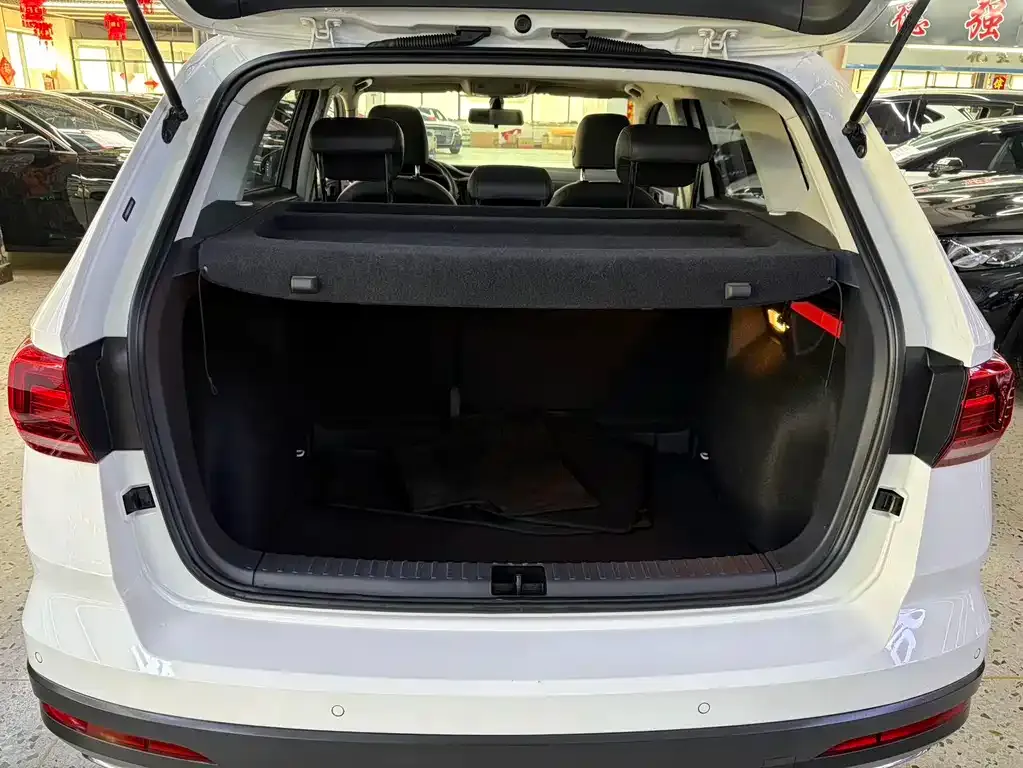 Volkswagen Tharu 2022 из CN, фото 2