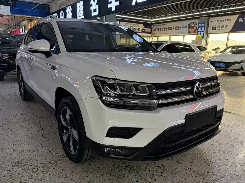 Volkswagen Tharu 2022 из CN, фото 9