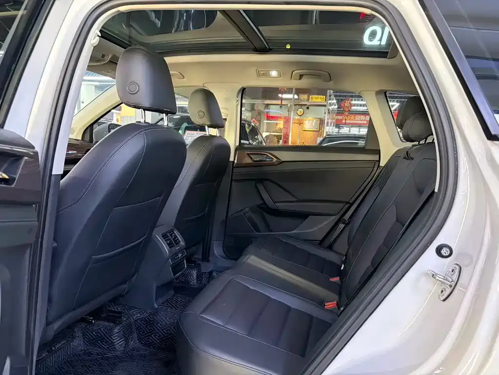 Volkswagen Tharu 2022 из CN, фото 5