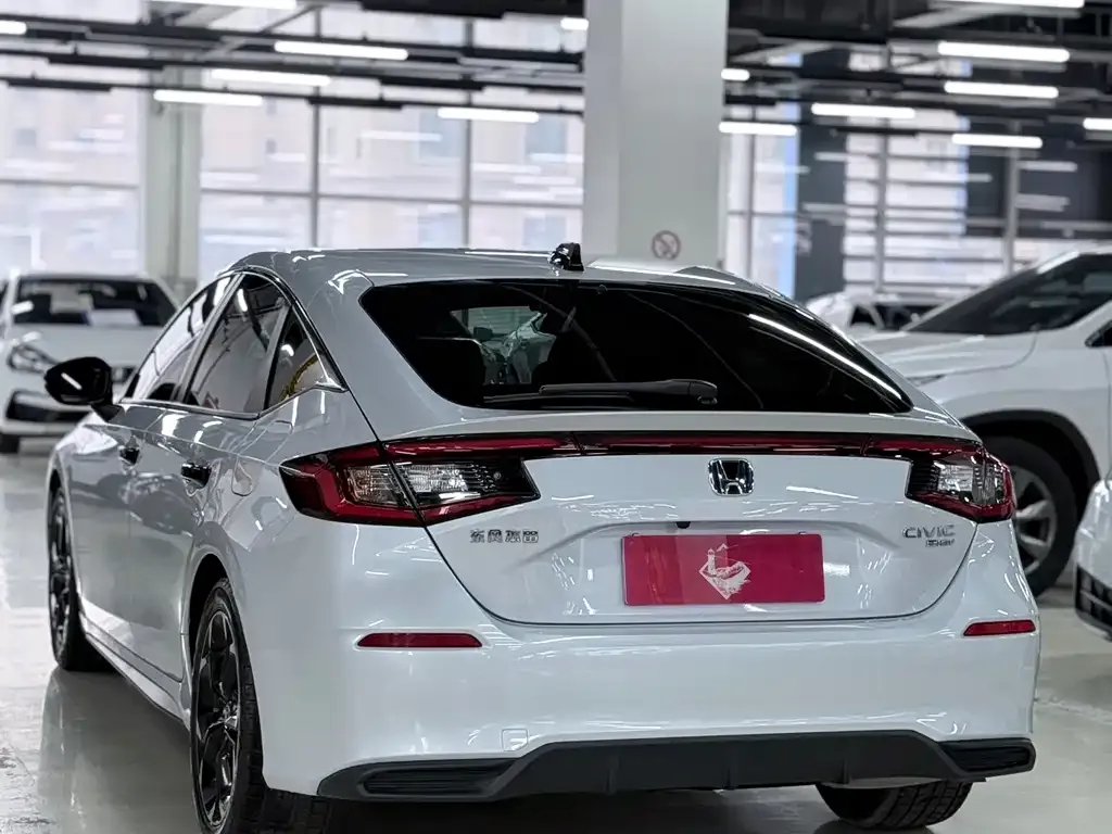 Honda Civic — фото 4