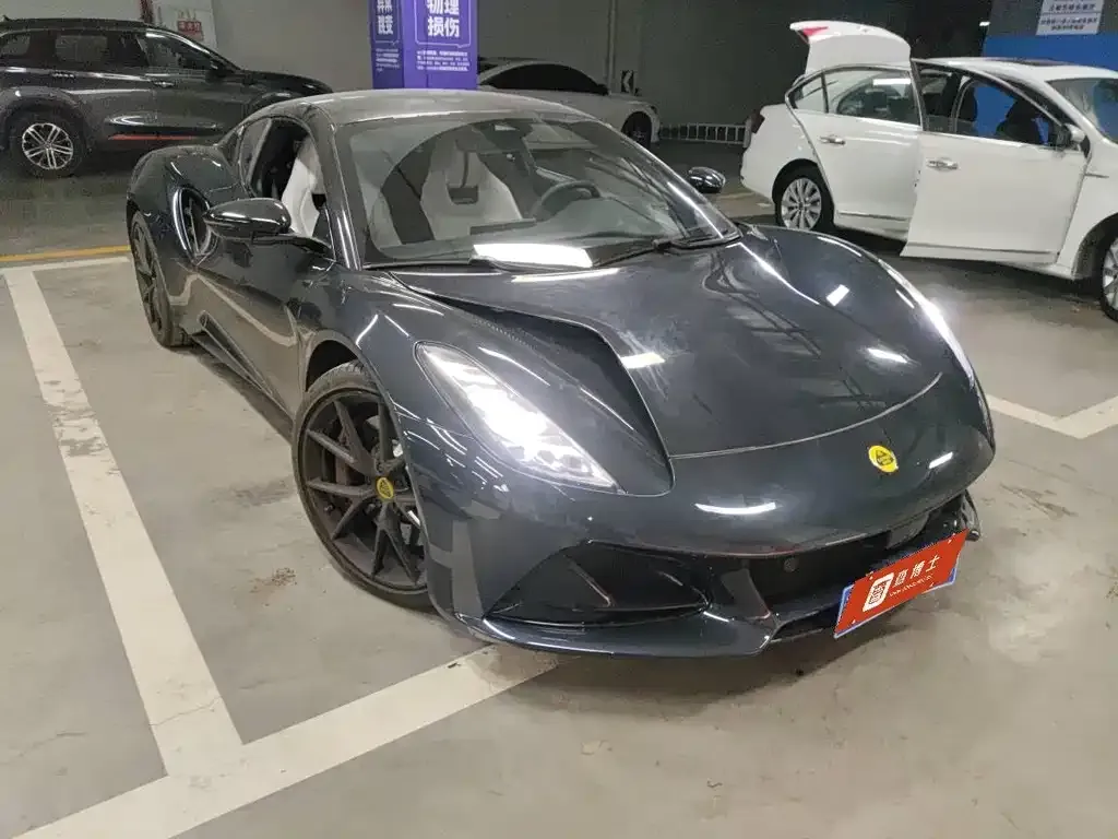 Lotus Emira 2025 из CN, фото 10