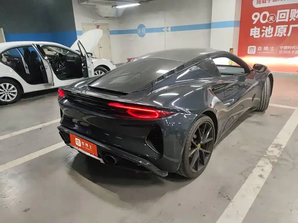 Lotus Emira 2025 из CN, фото 3