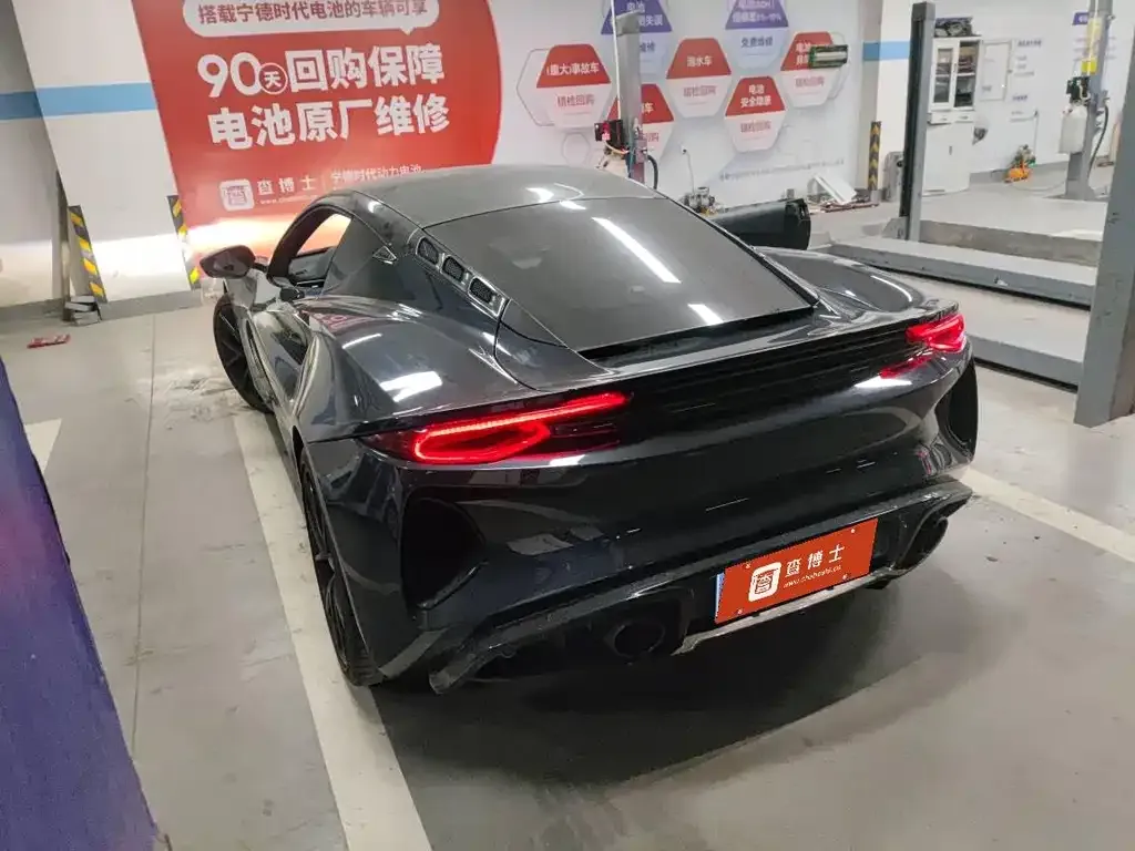 Lotus Emira 2025 из CN, фото 9