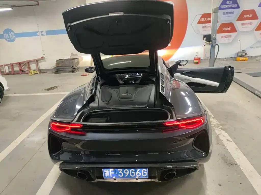 Lotus Emira 2025 из CN, фото 4