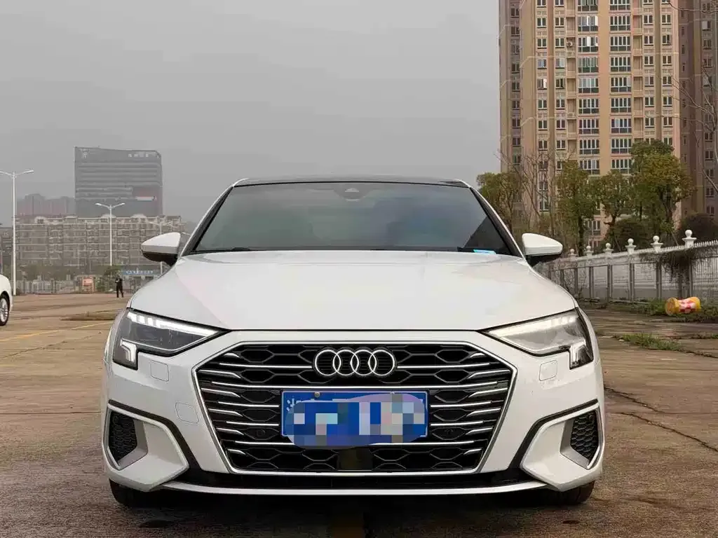 Audi A3 2023 из CN, фото 7