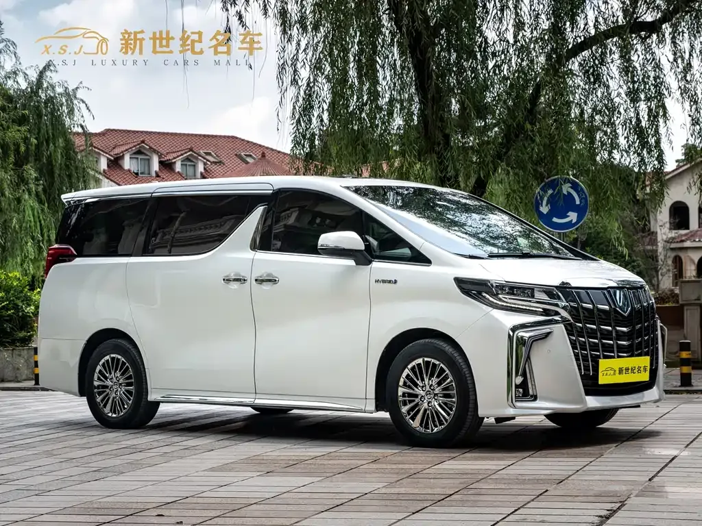 Toyota Alphard — фото 7