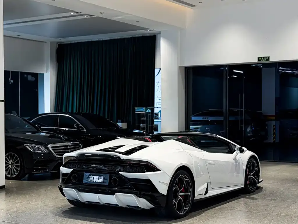 Lamborghini Huracan — фото 5